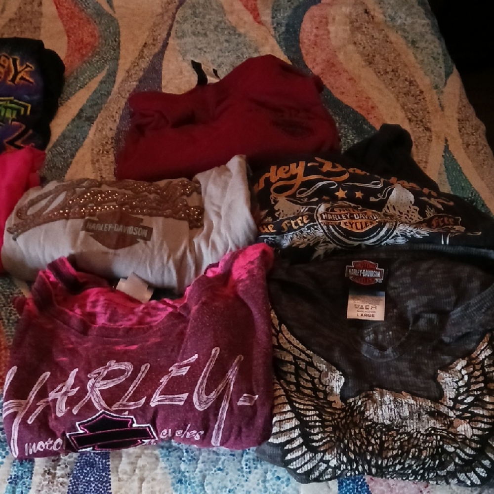 14 Womens Harley Davidson Shirts.